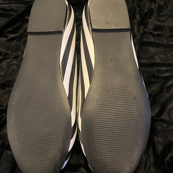 SOLD - Picture 4 of 5